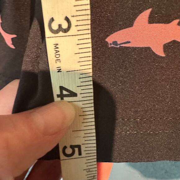 Surf Cuz Size XXL Swimming Tunks Navy with Pink Shark Print Pockets Lined - Picture 4 of 9